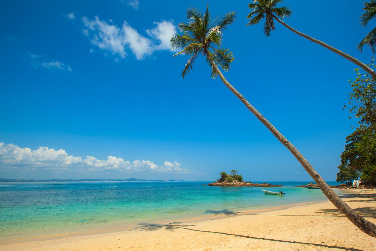 Praia em outubro (1)